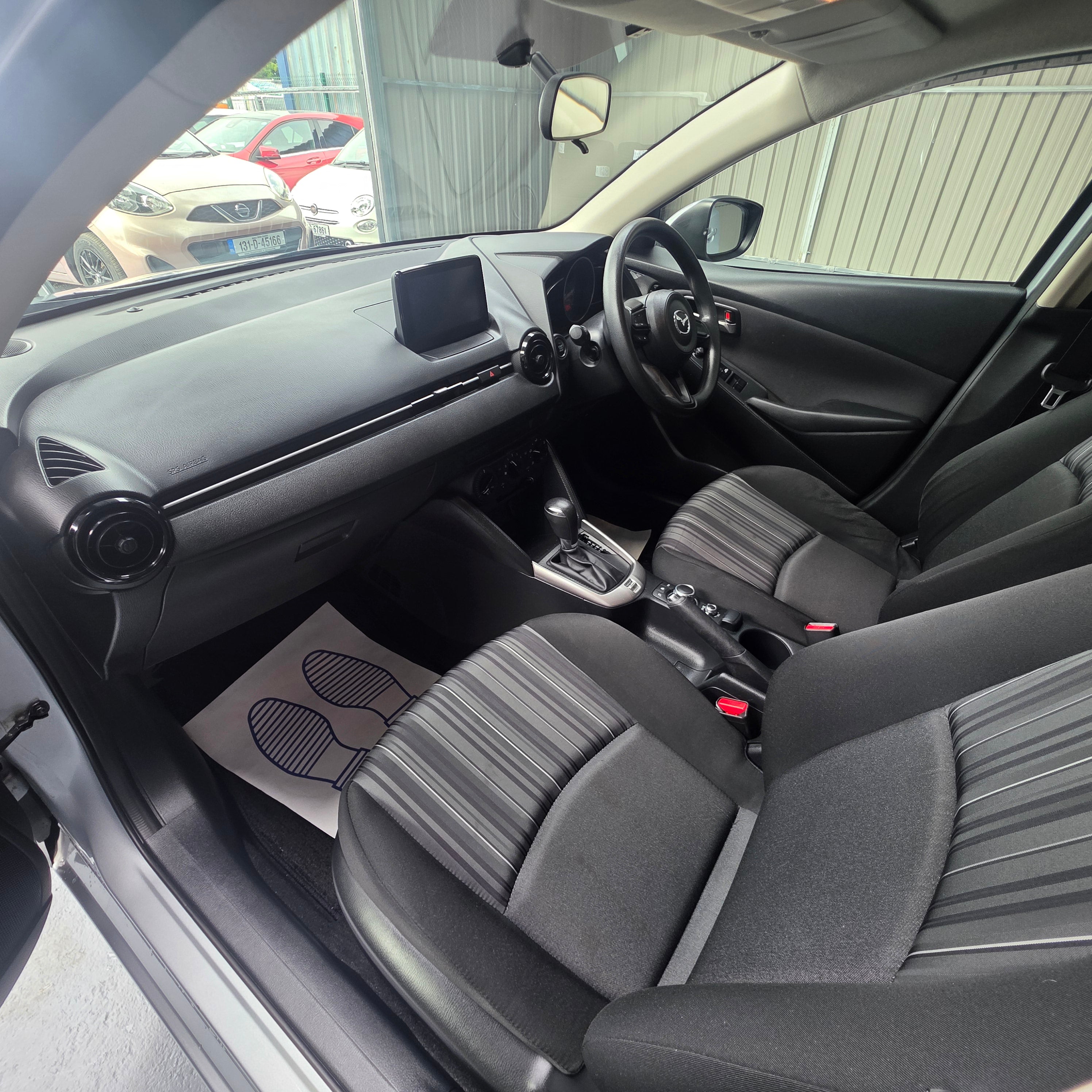 Mazda Demio Automatic 2017