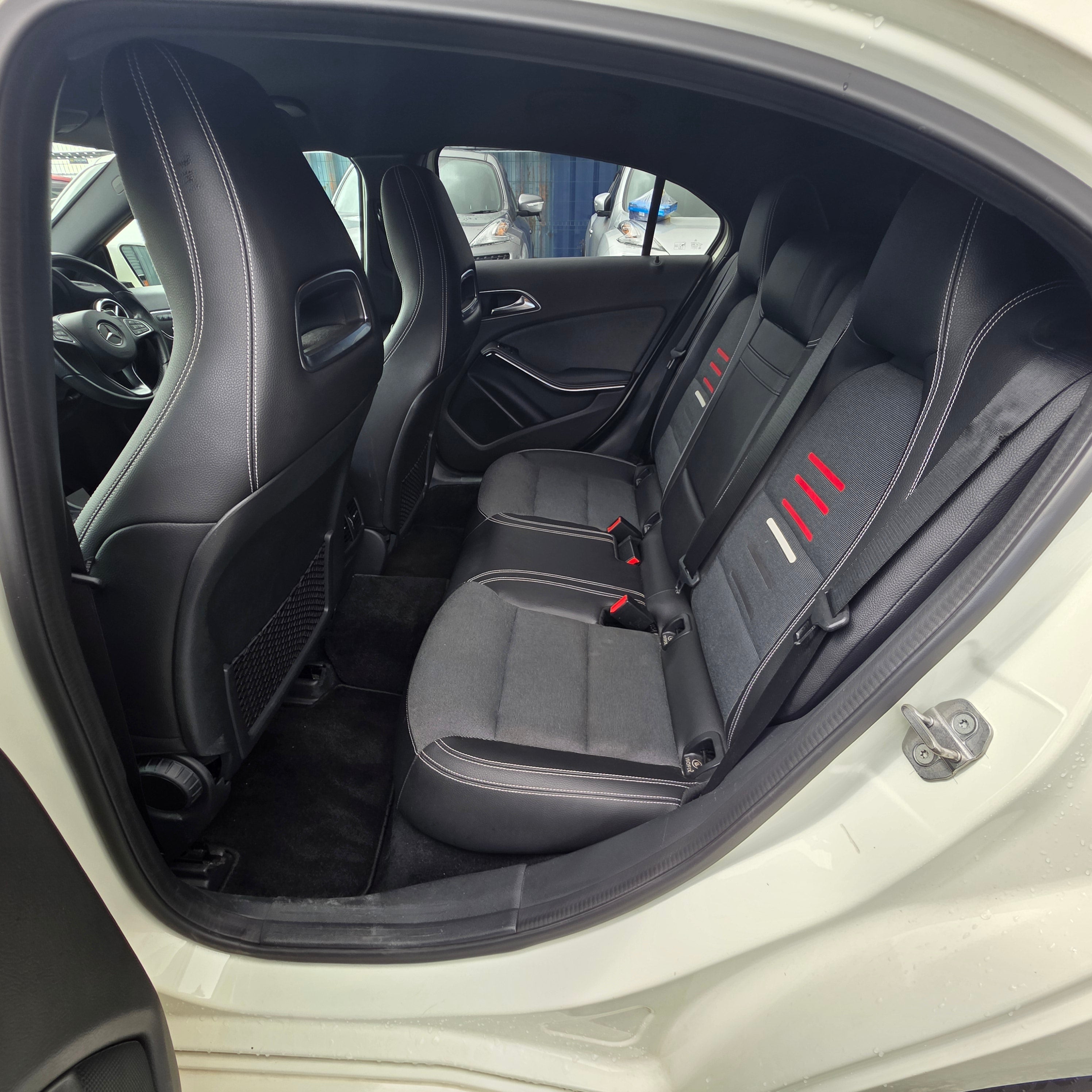Mercedes-Benz A-180 AMG Automatic 2018