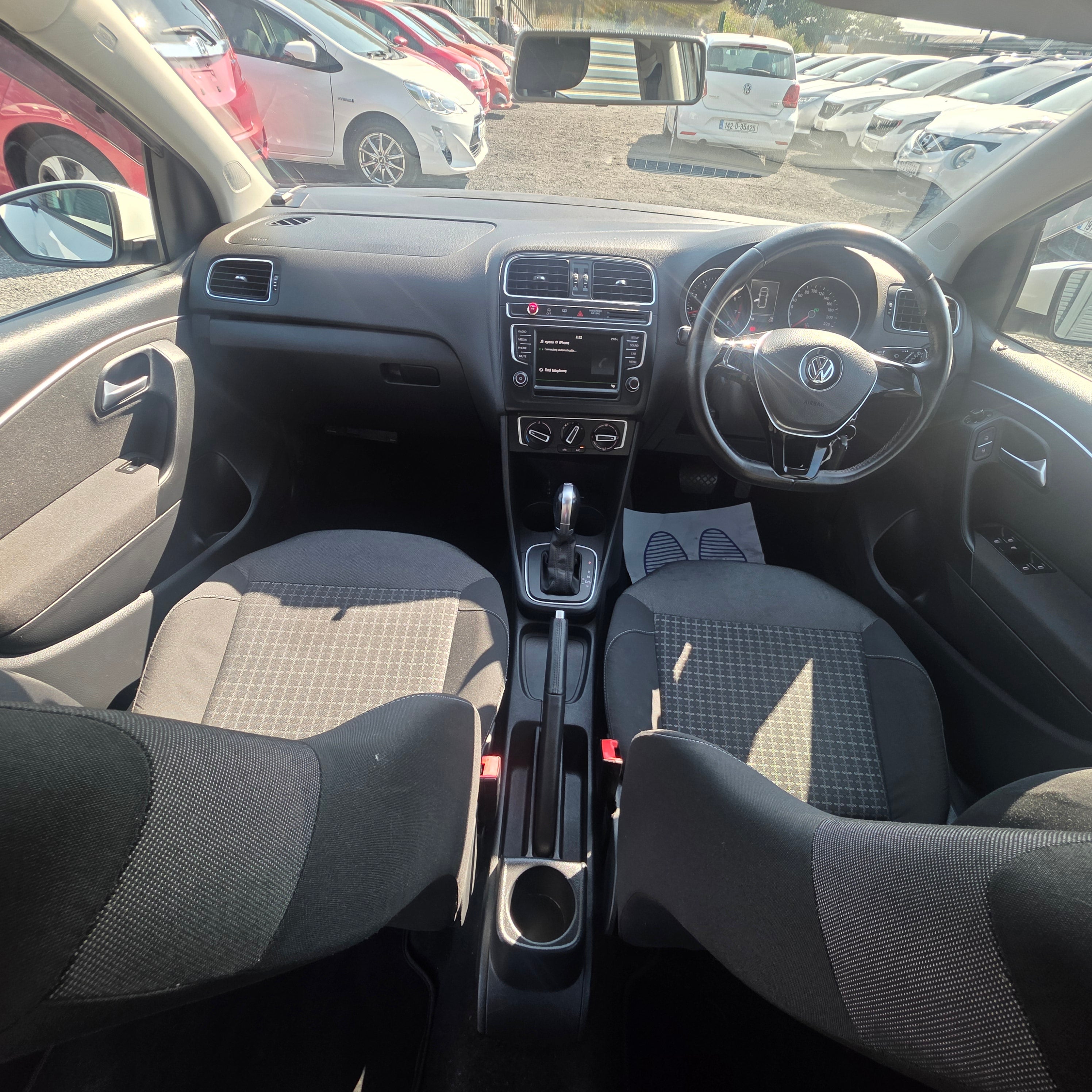 Volkswagen Polo Automatic 2015