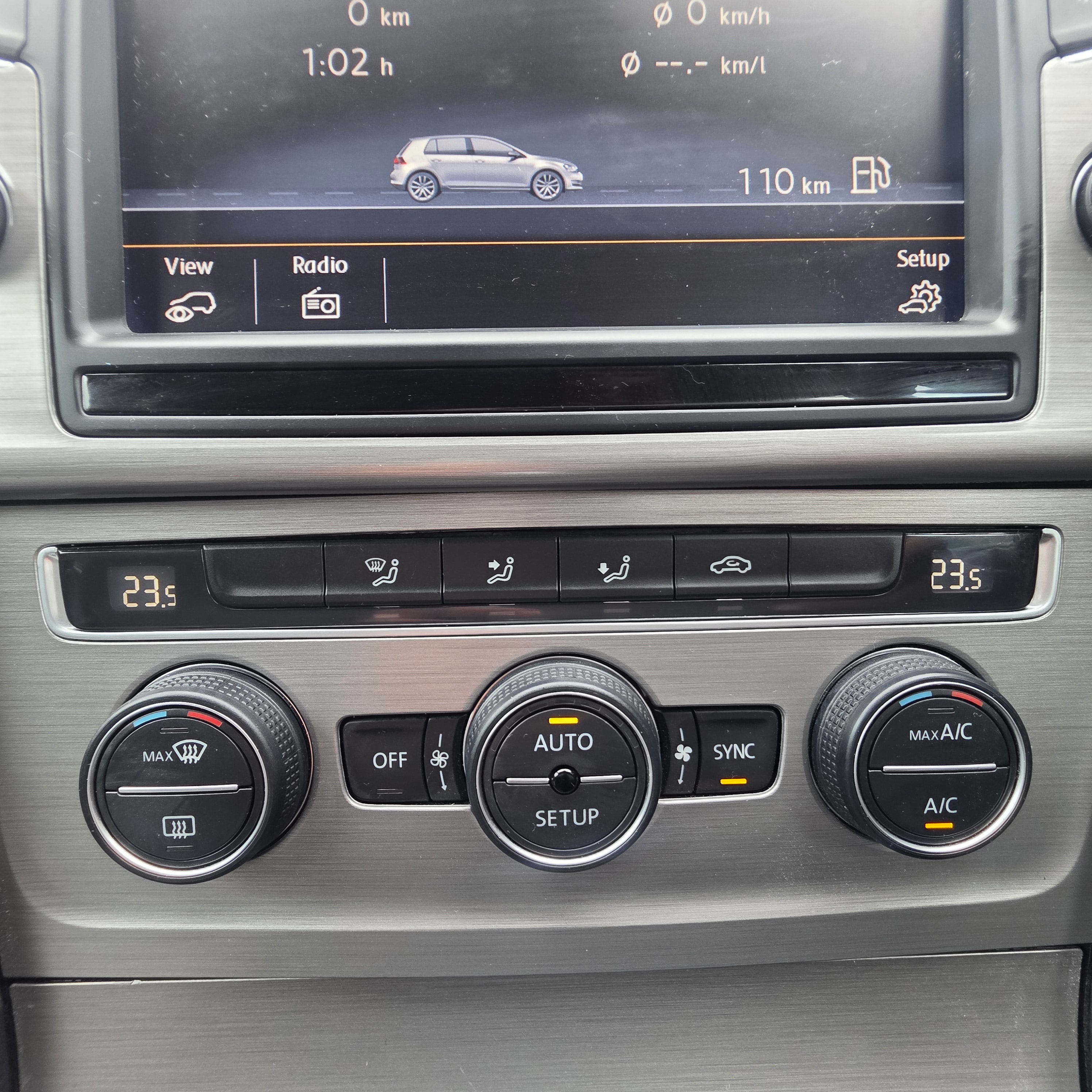 Volkswagen Golf Automatic 2014 Low Miles