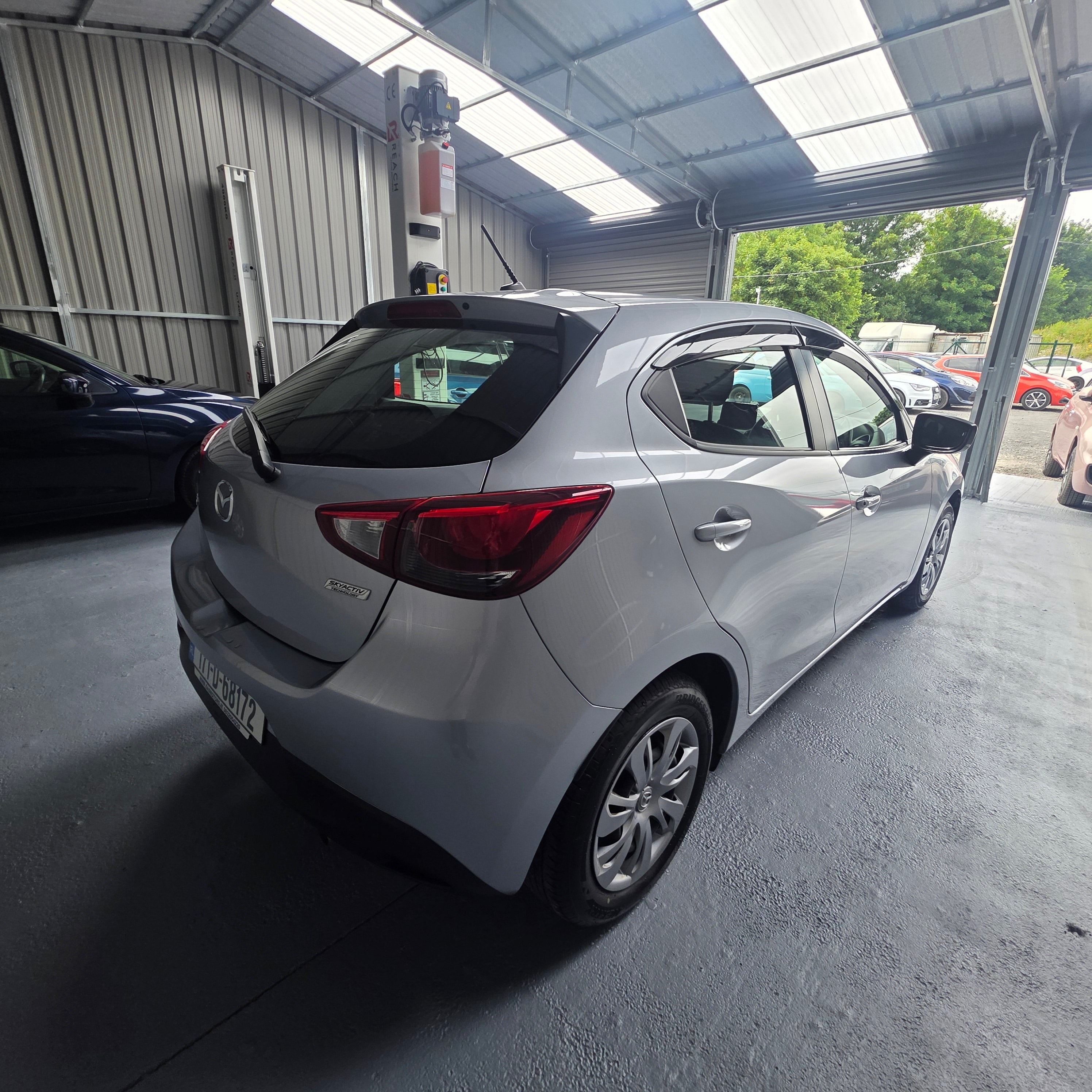 Mazda Demio Automatic 2017
