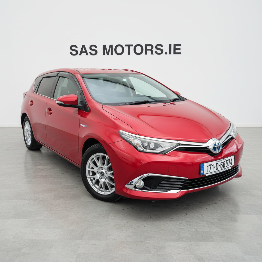 Toyota Auris Hybrid Automatic 2017 Low Miles