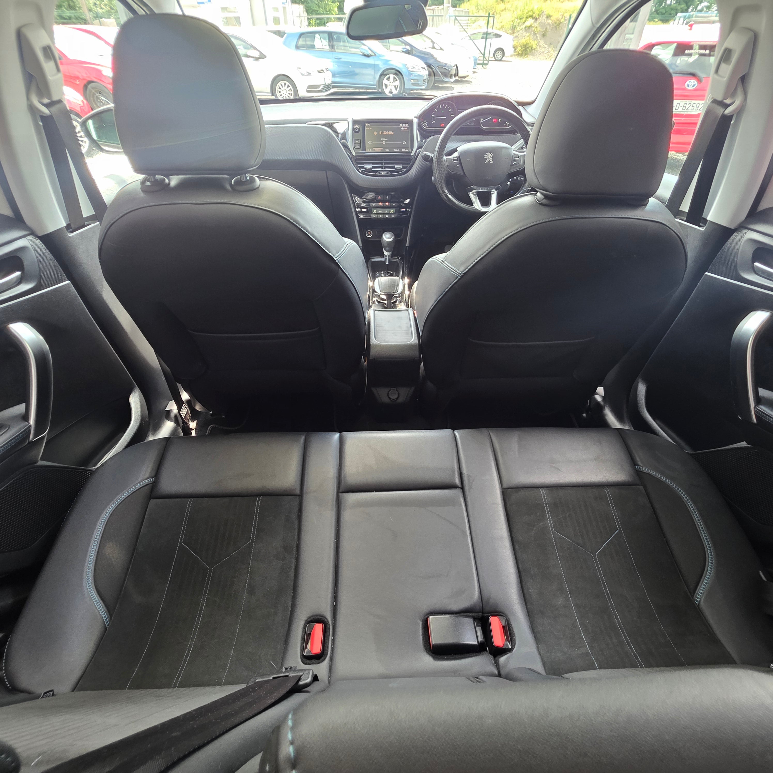 Peugeot 2008 Automatic 2017 Top Spec Panoramic Sunroof