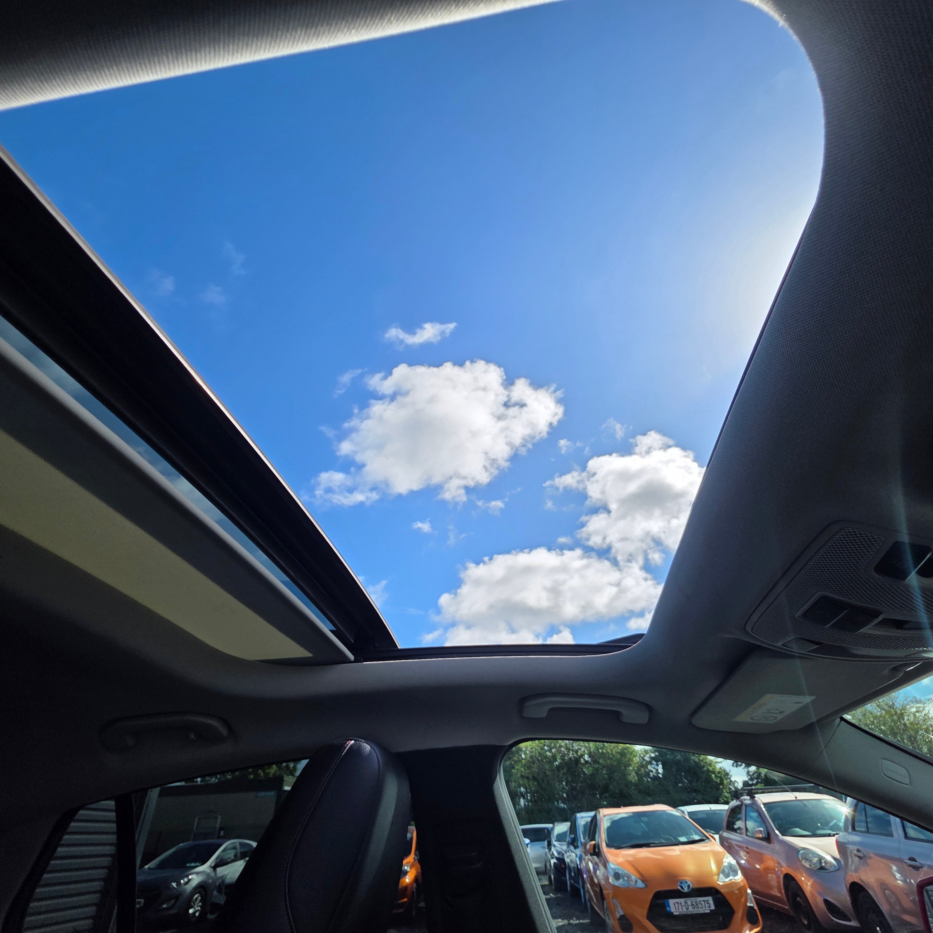 Mercedes-Benz CLA-180 AMG AUTOMATIC PANORAMIC SUNROOF