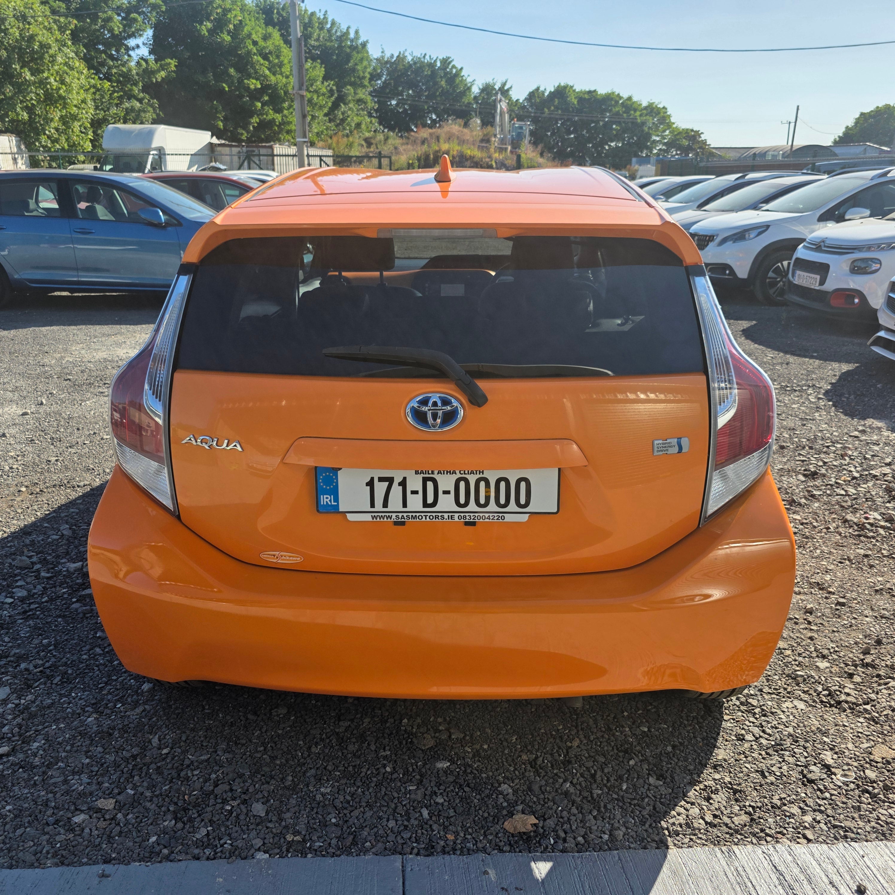 Toyota Aqua Automatic Hybrid 2017