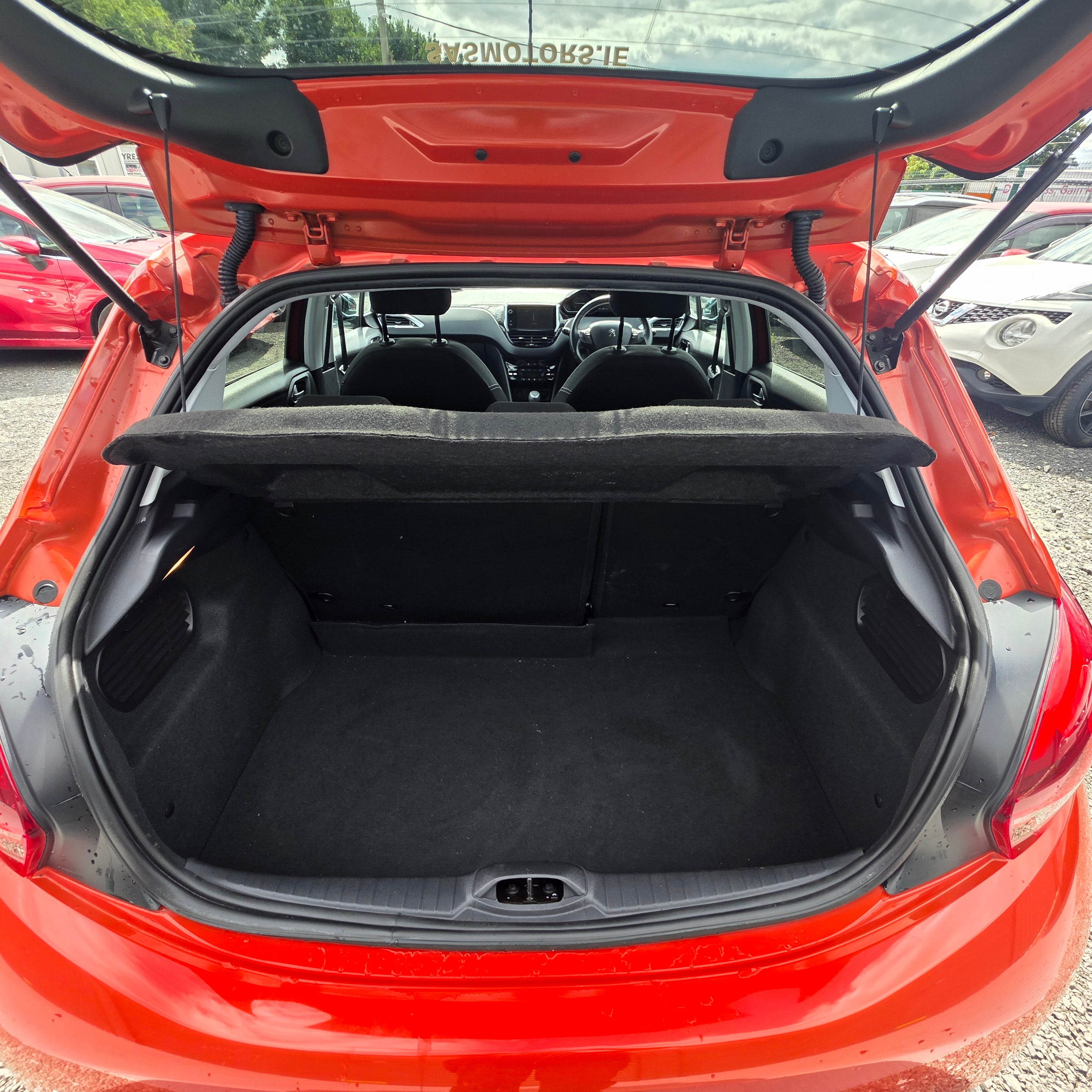 Peugeot 208 Automatic 2017