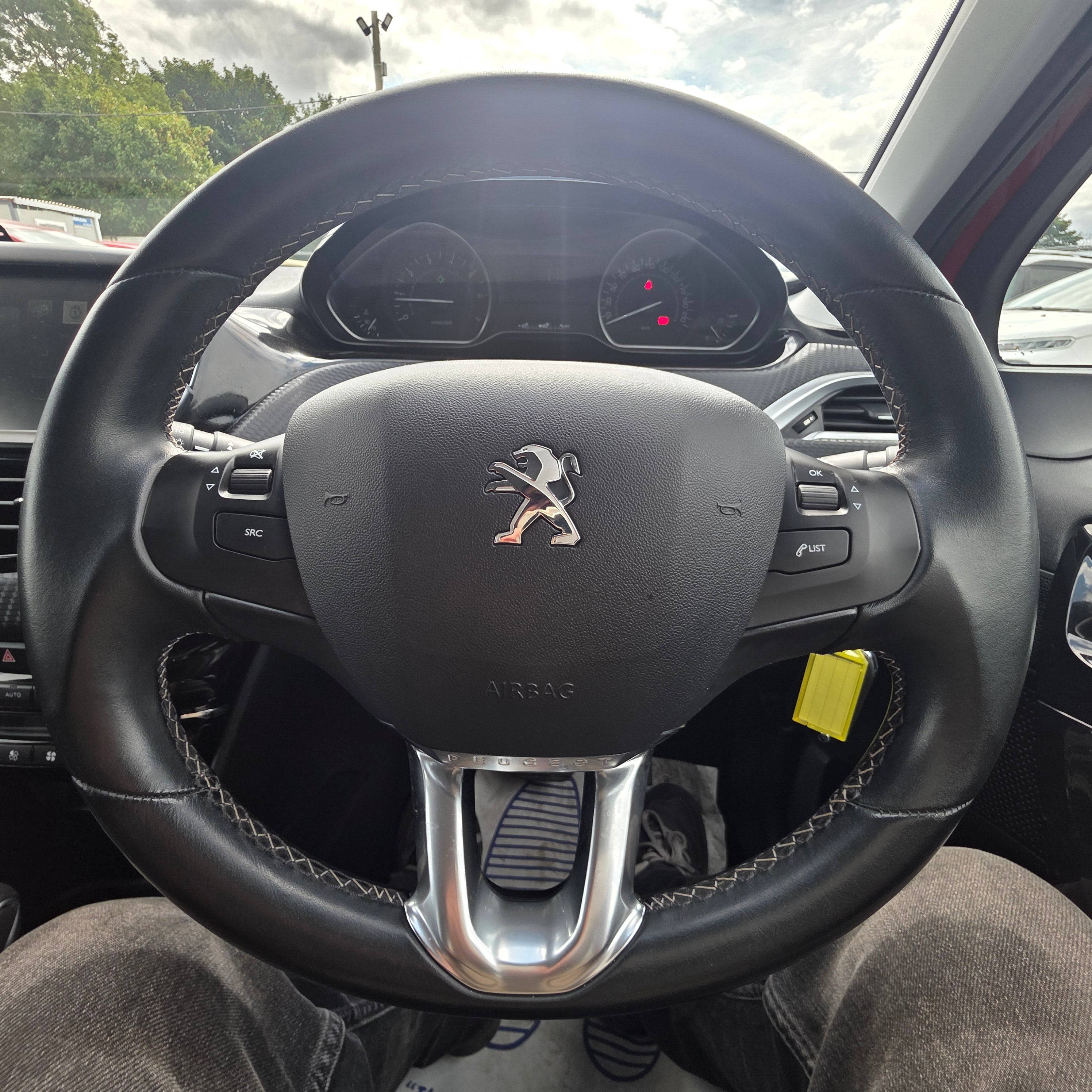 Peugeot 208 Automatic 2017