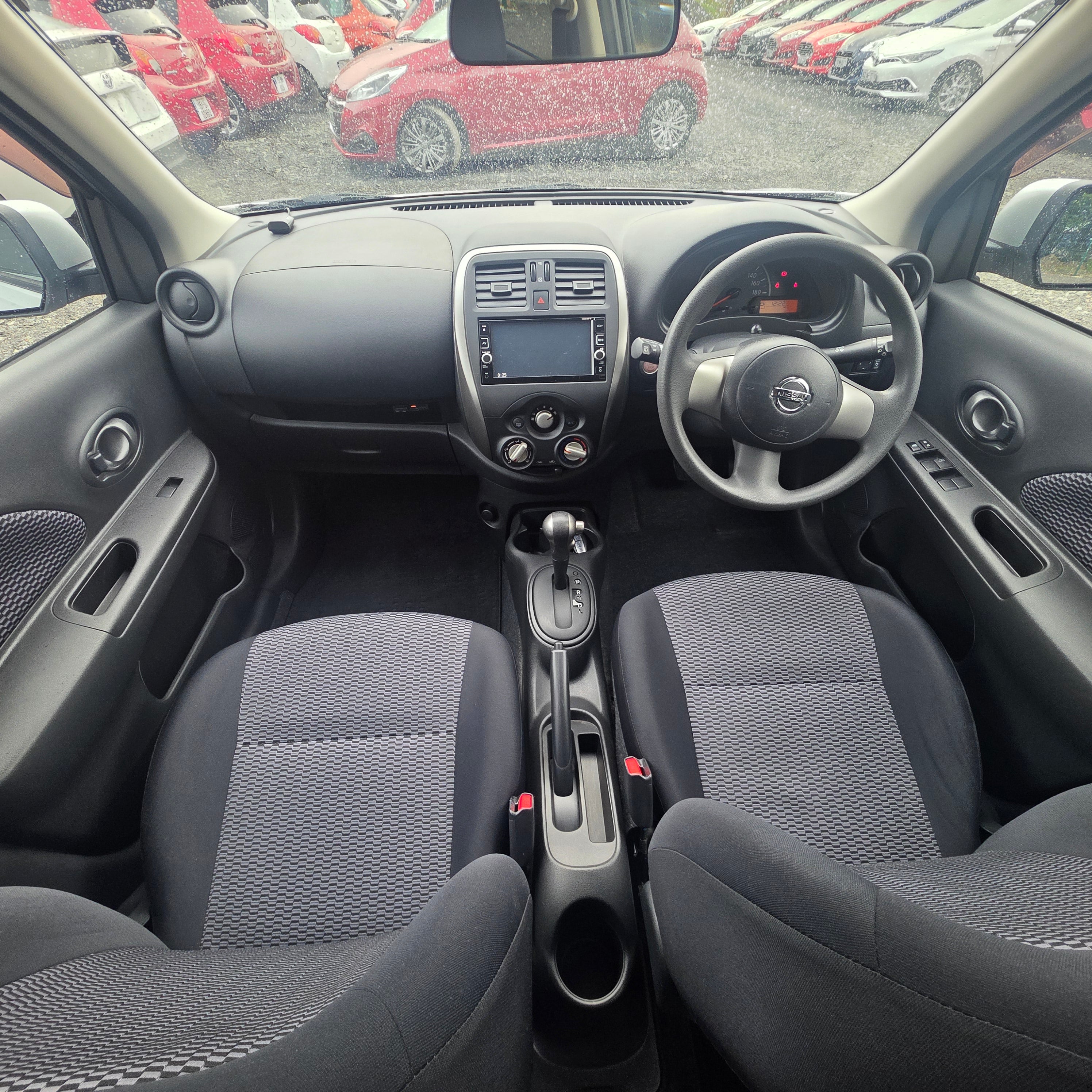 Nissan March Automatic 2015