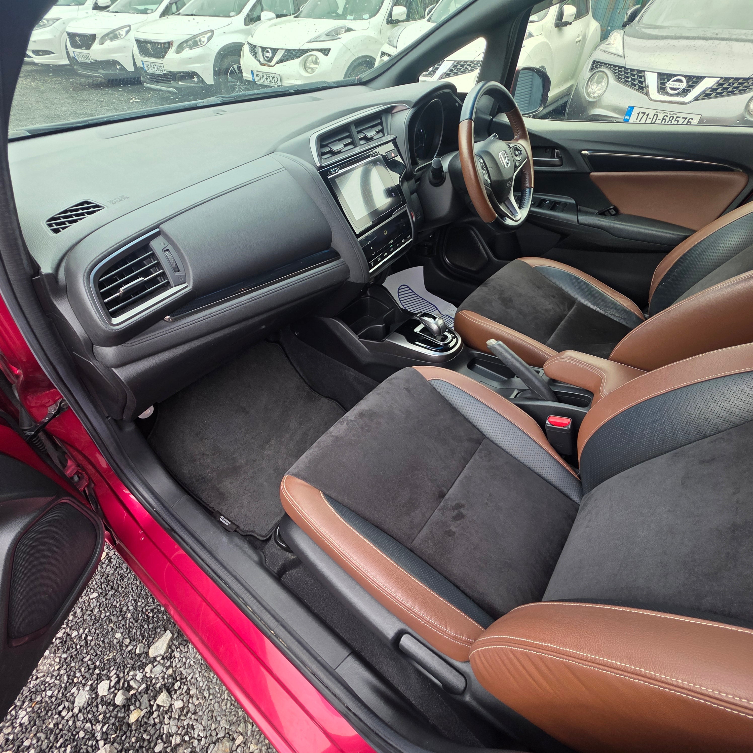 Honda Fit Hybrid Automatic 2018 Full Leather