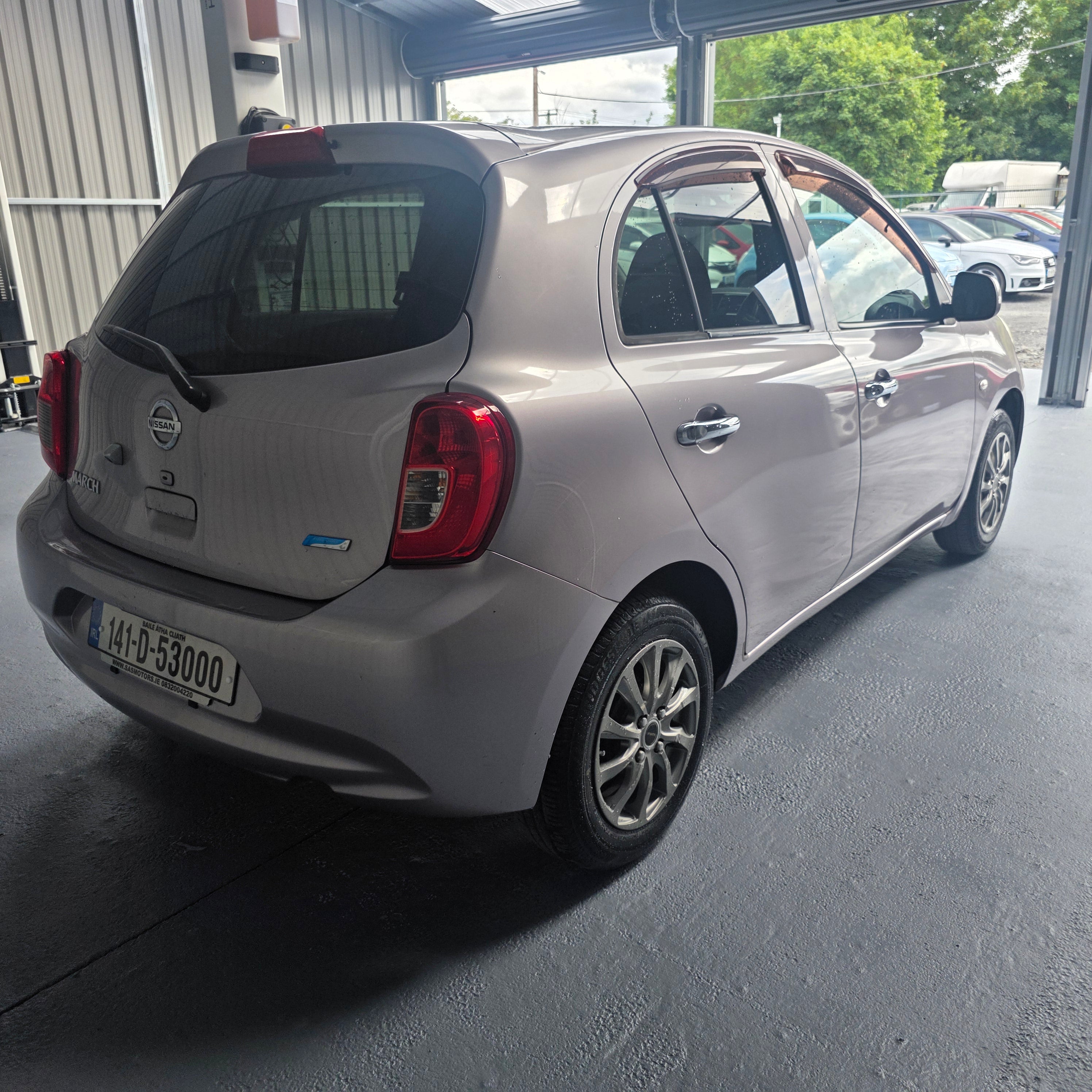 Nissan March Automatic 2014