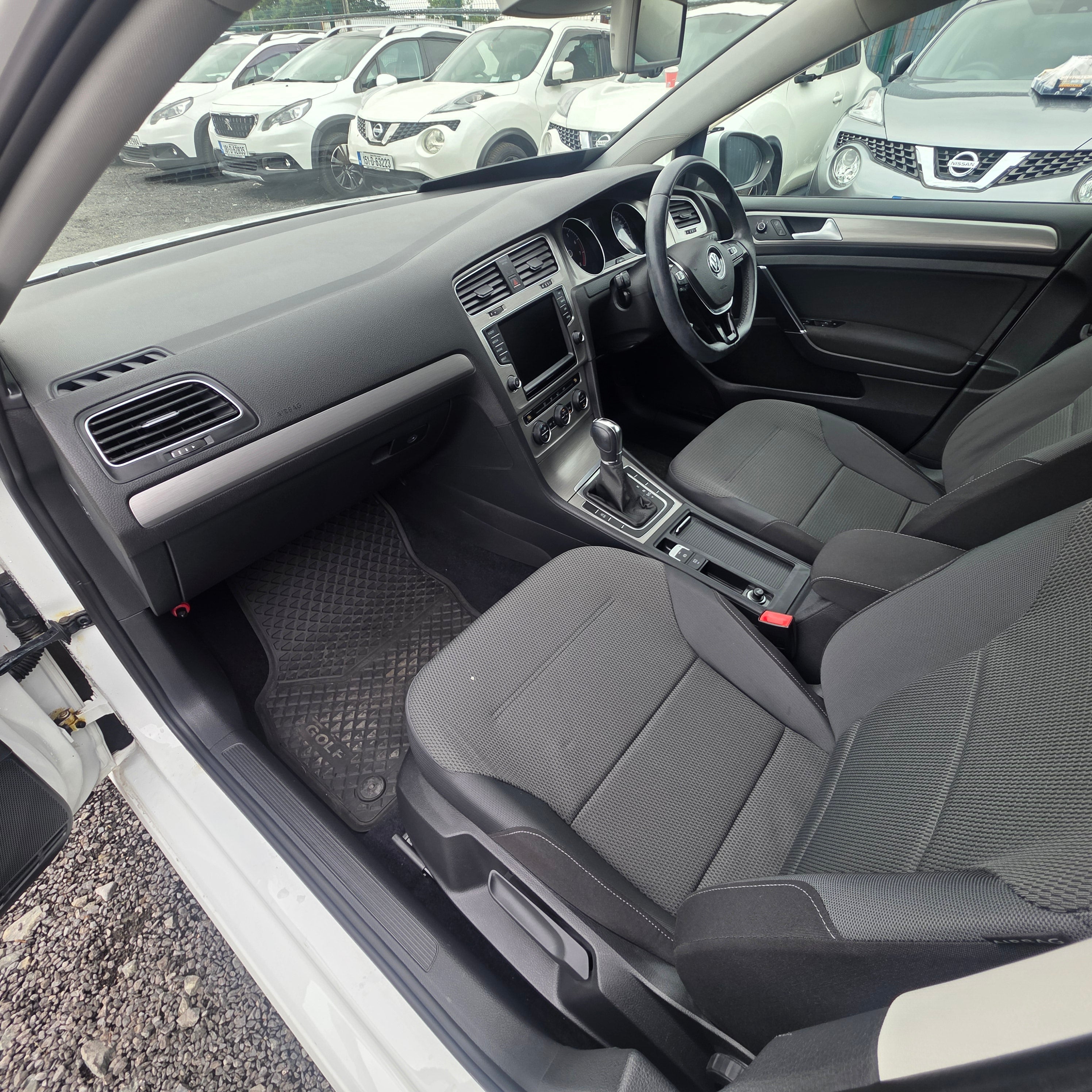 Volkswagen Golf Automatic 2014 Low Miles