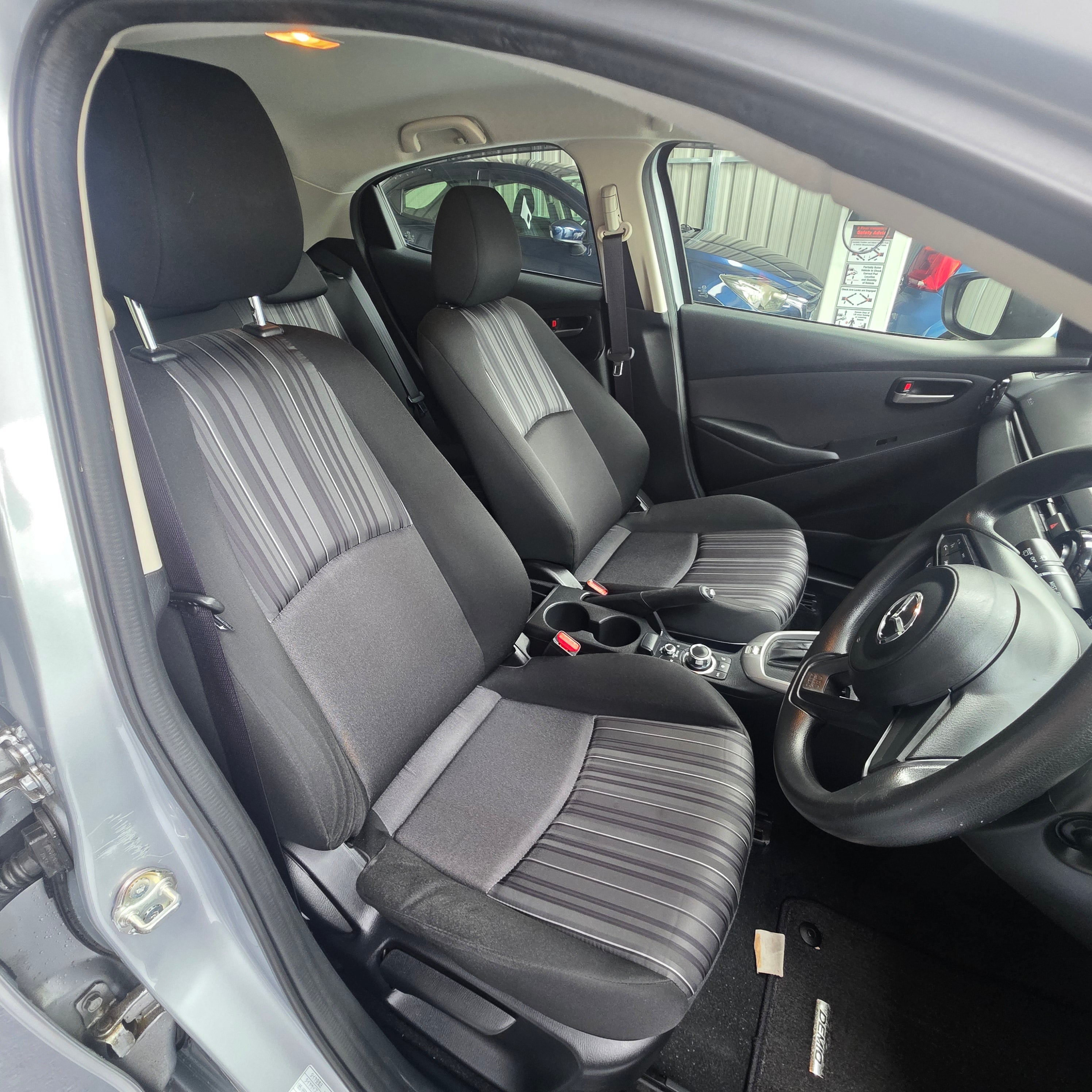 Mazda Demio Automatic 2017