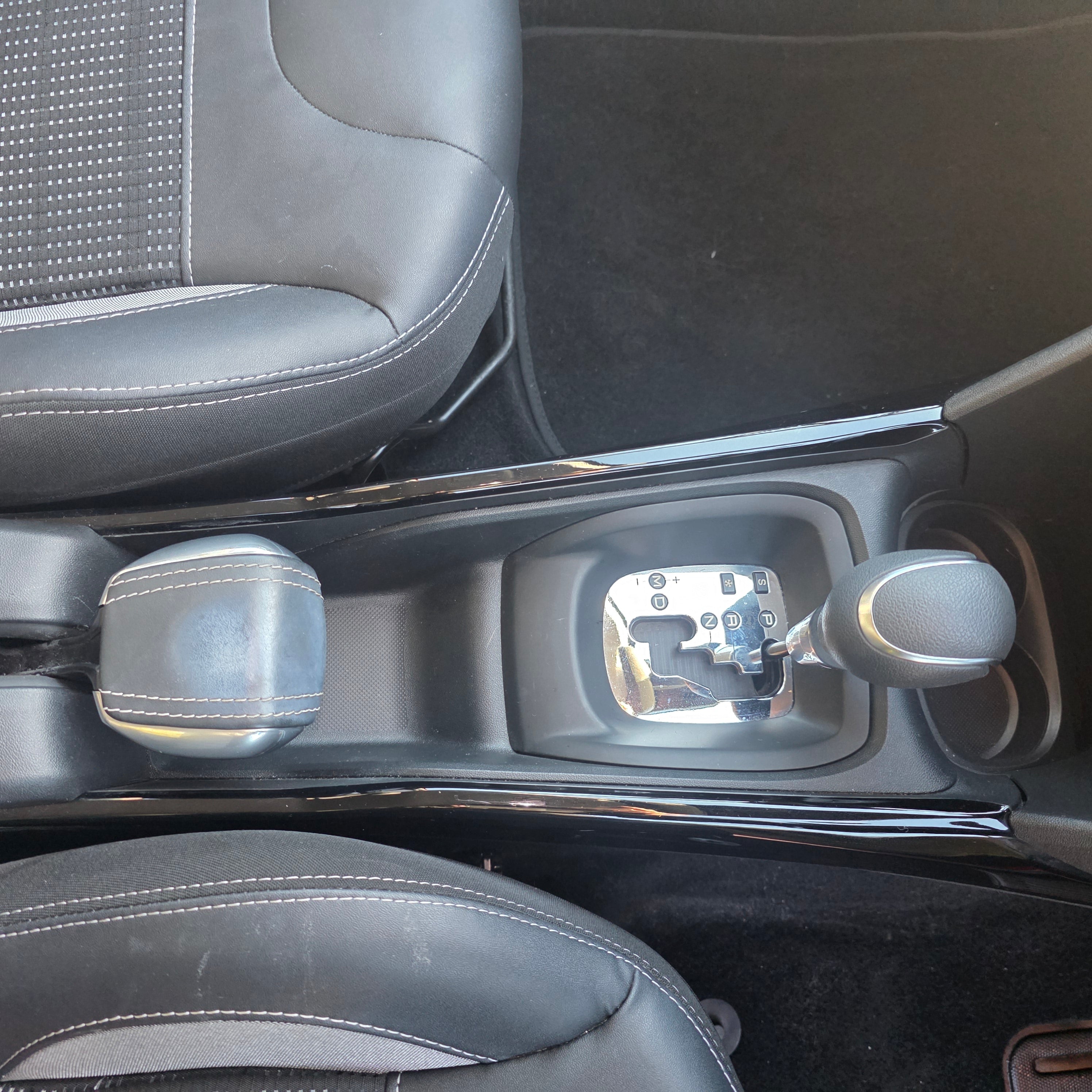 Peugeot 2008 Automatic 2017