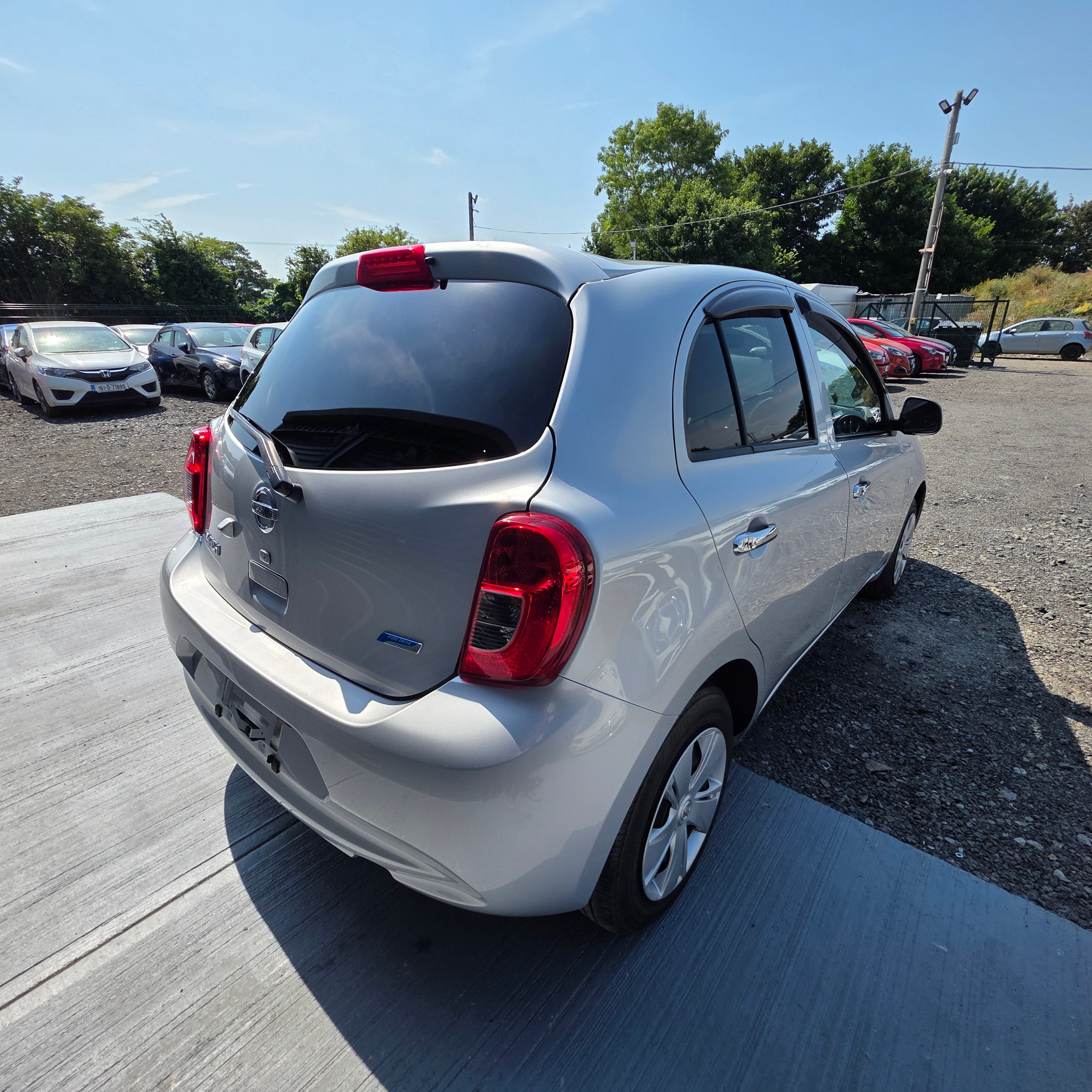 Nissan March Automatic 2014
