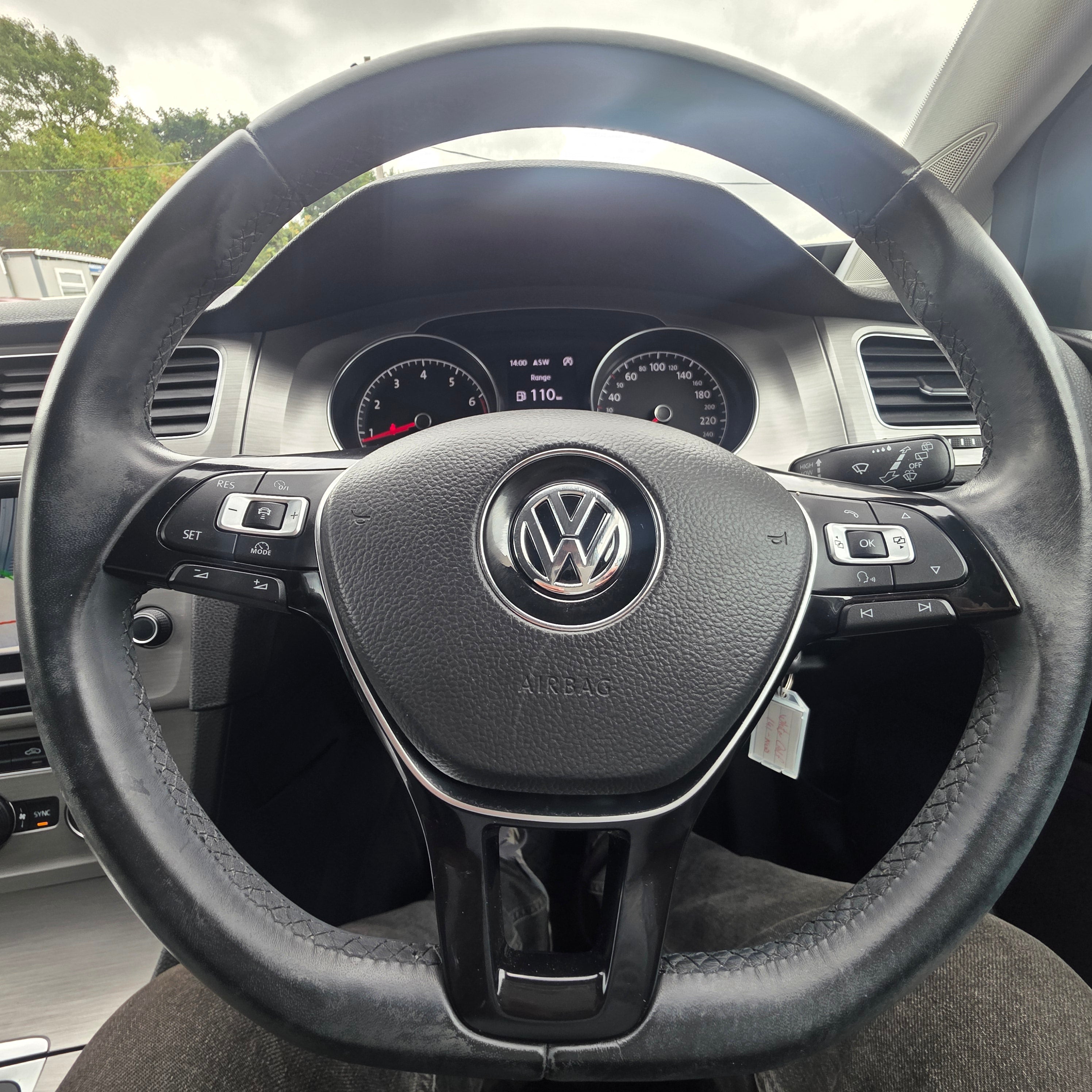 Volkswagen Golf Automatic 2014 Low Miles