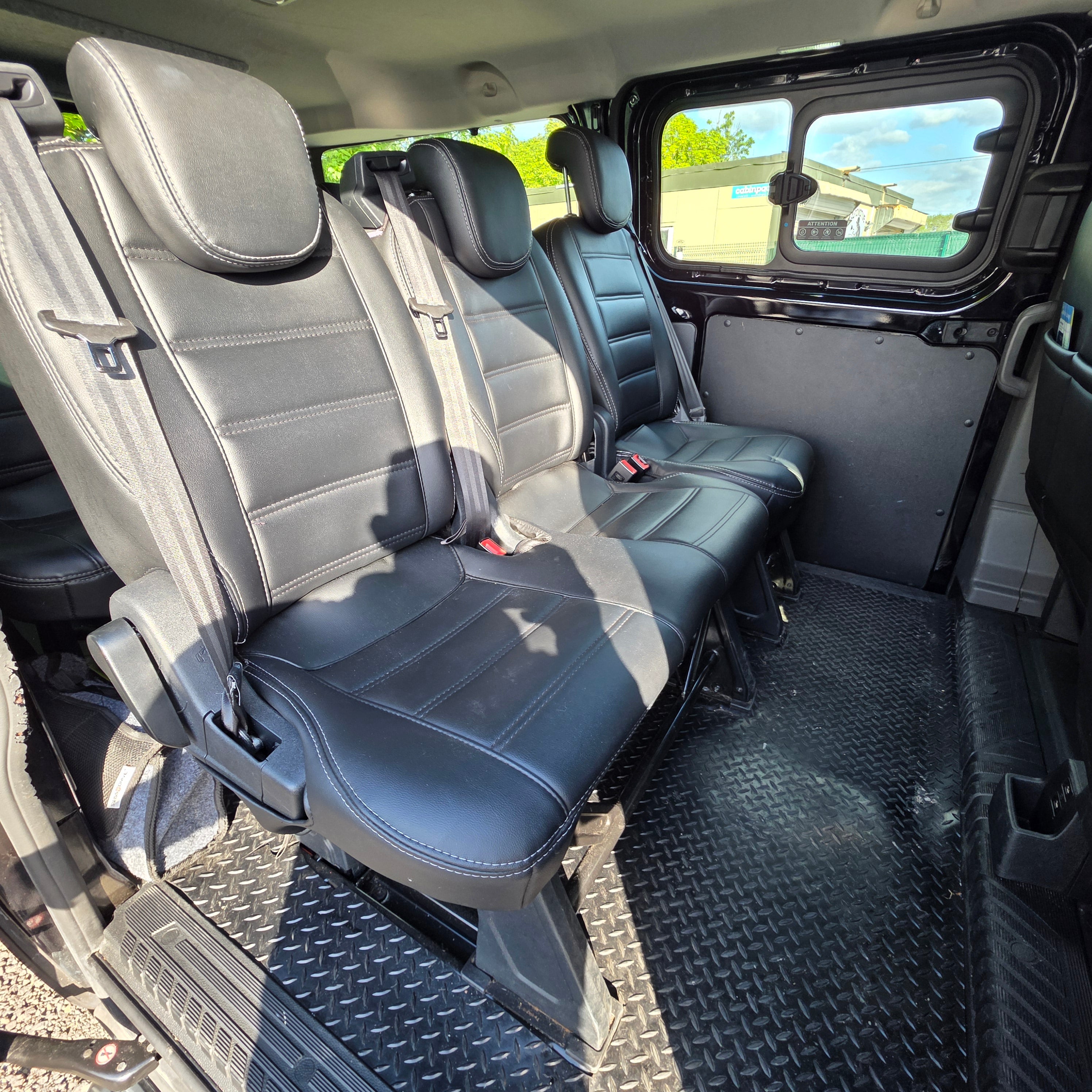 Ford Transit Custom Taxi 9 Seater
