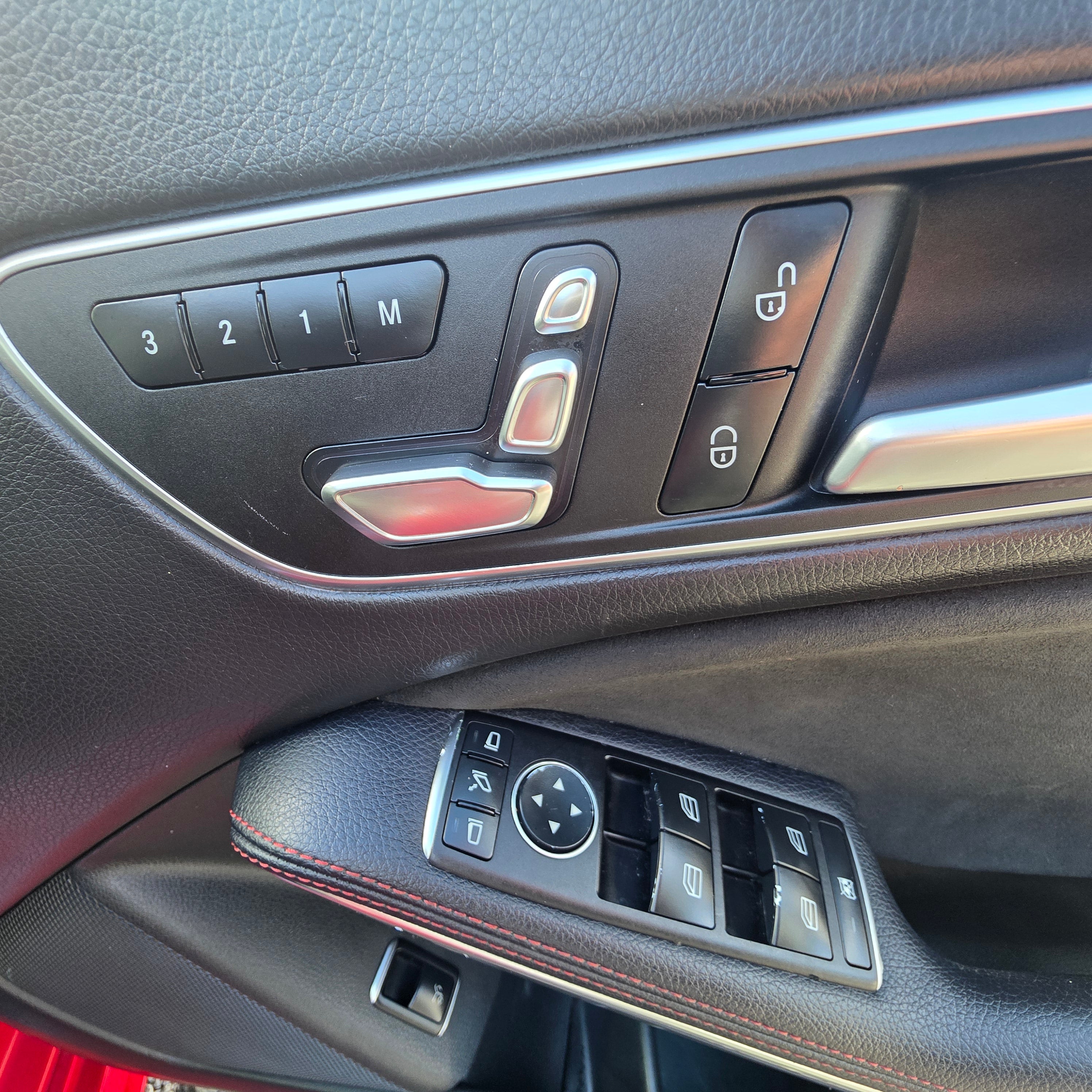 Mercedes-Benz CLA-180 AMG AUTOMATIC PANORAMIC SUNROOF