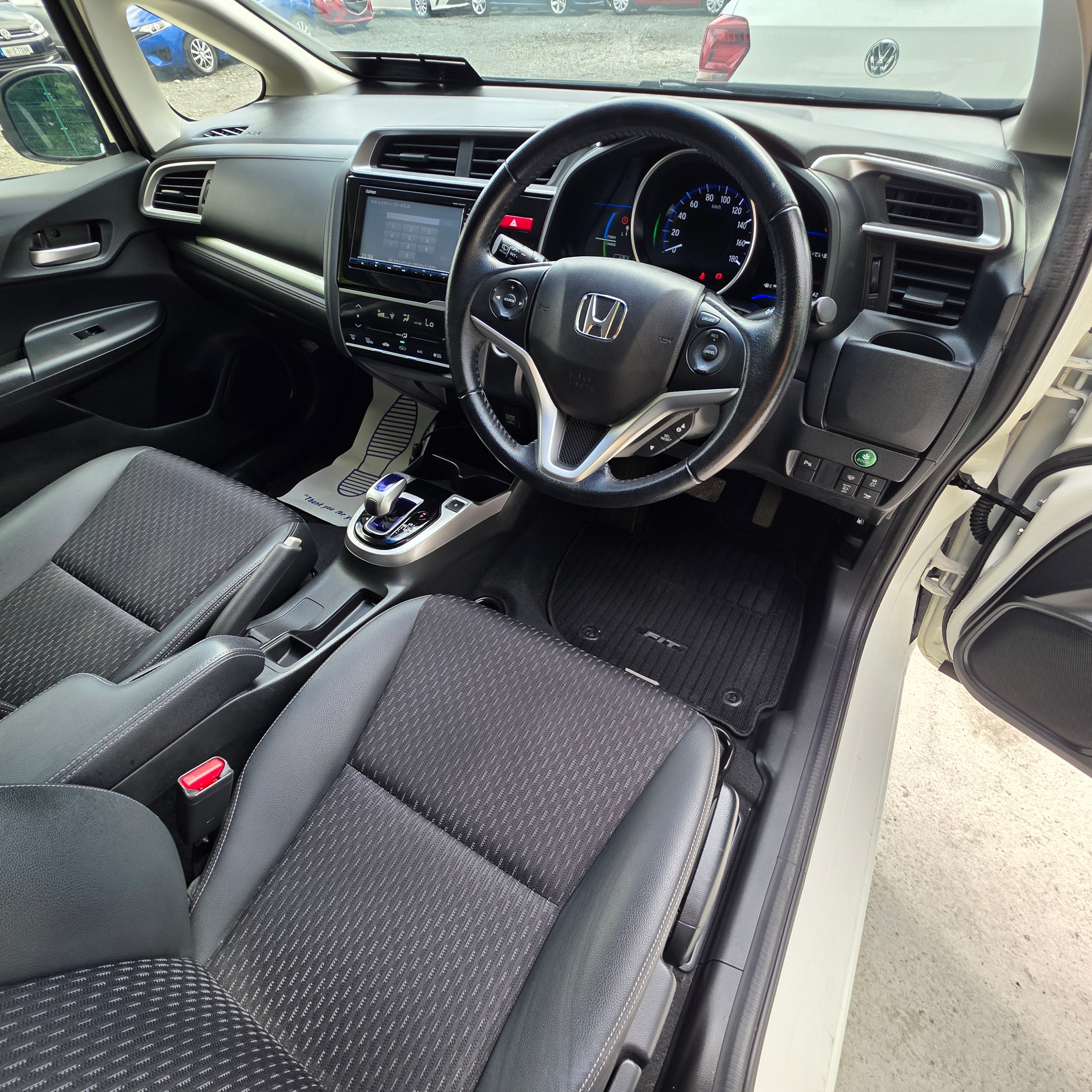 Honda Fit Hybrid Automatic 2016 Low Miles