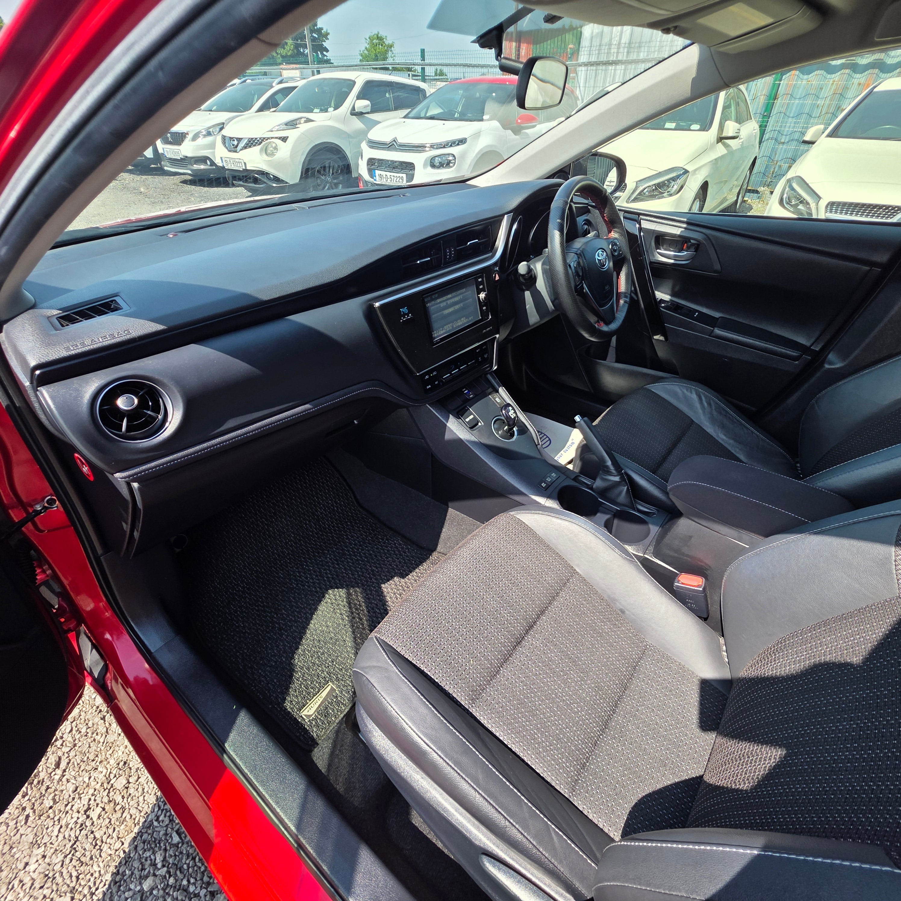 Toyota Auris 2017 Automatic Low Miles