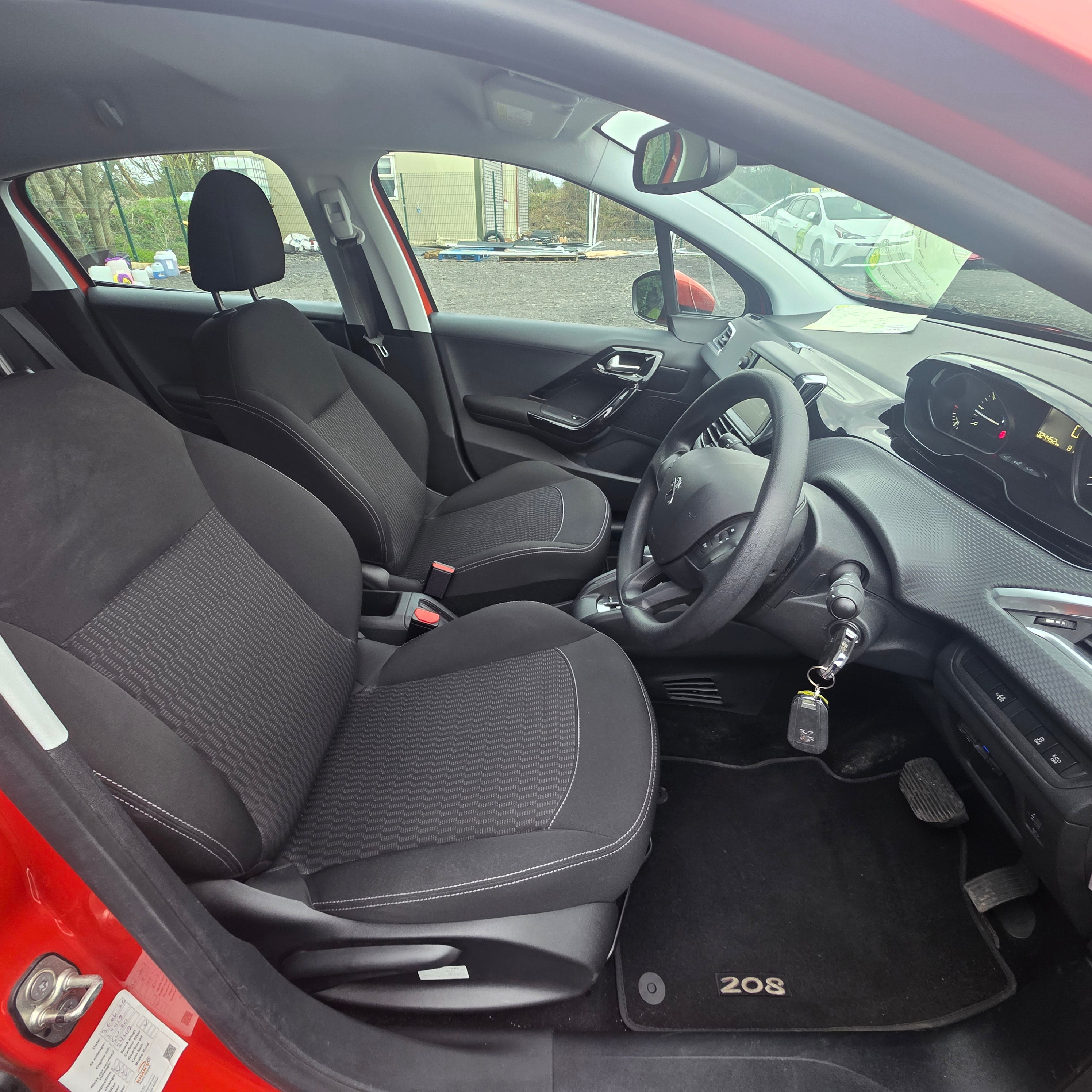 Peugeot 208 Automatic 2017 Low Miles