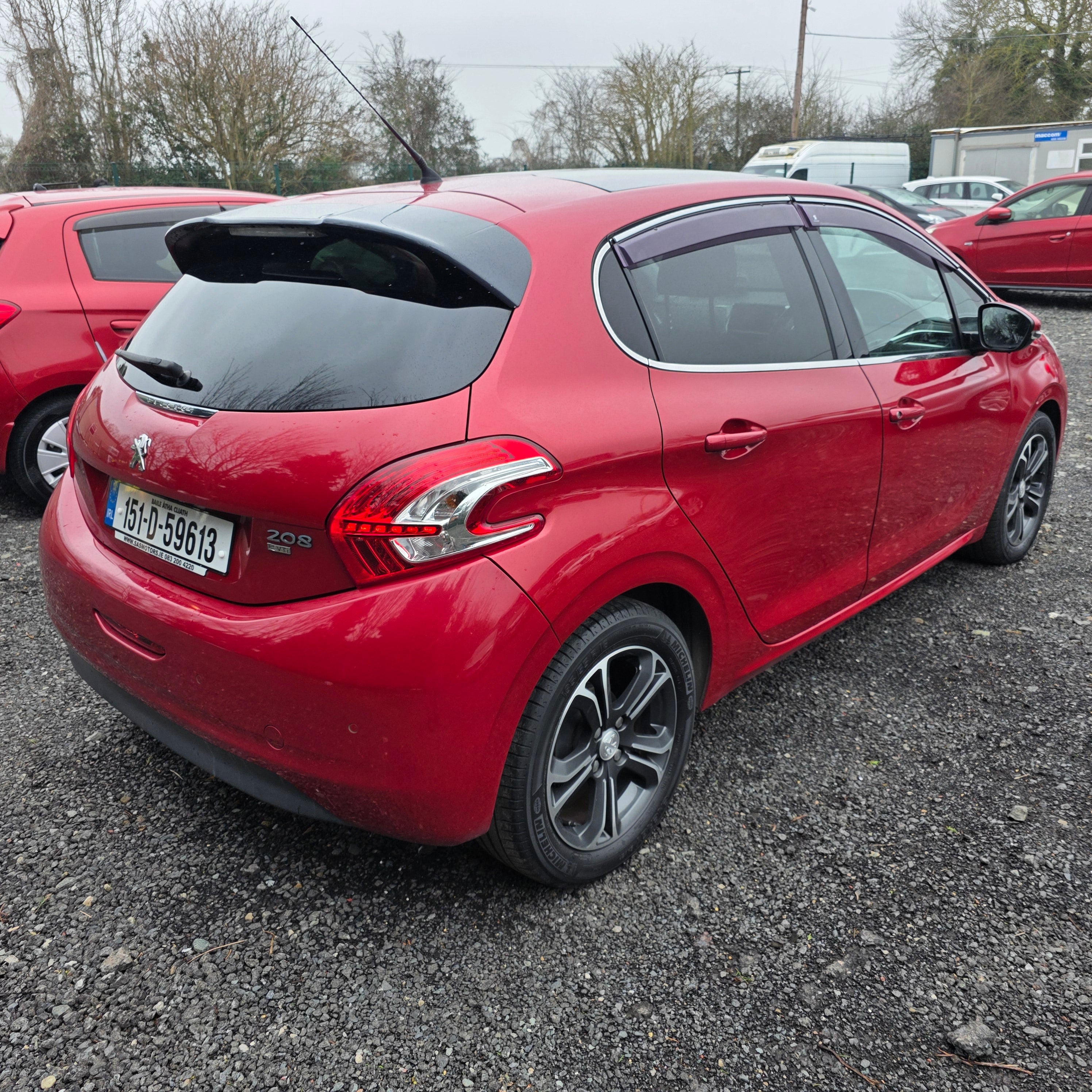 Peugeot 208 Automatic 2015 Low Miles