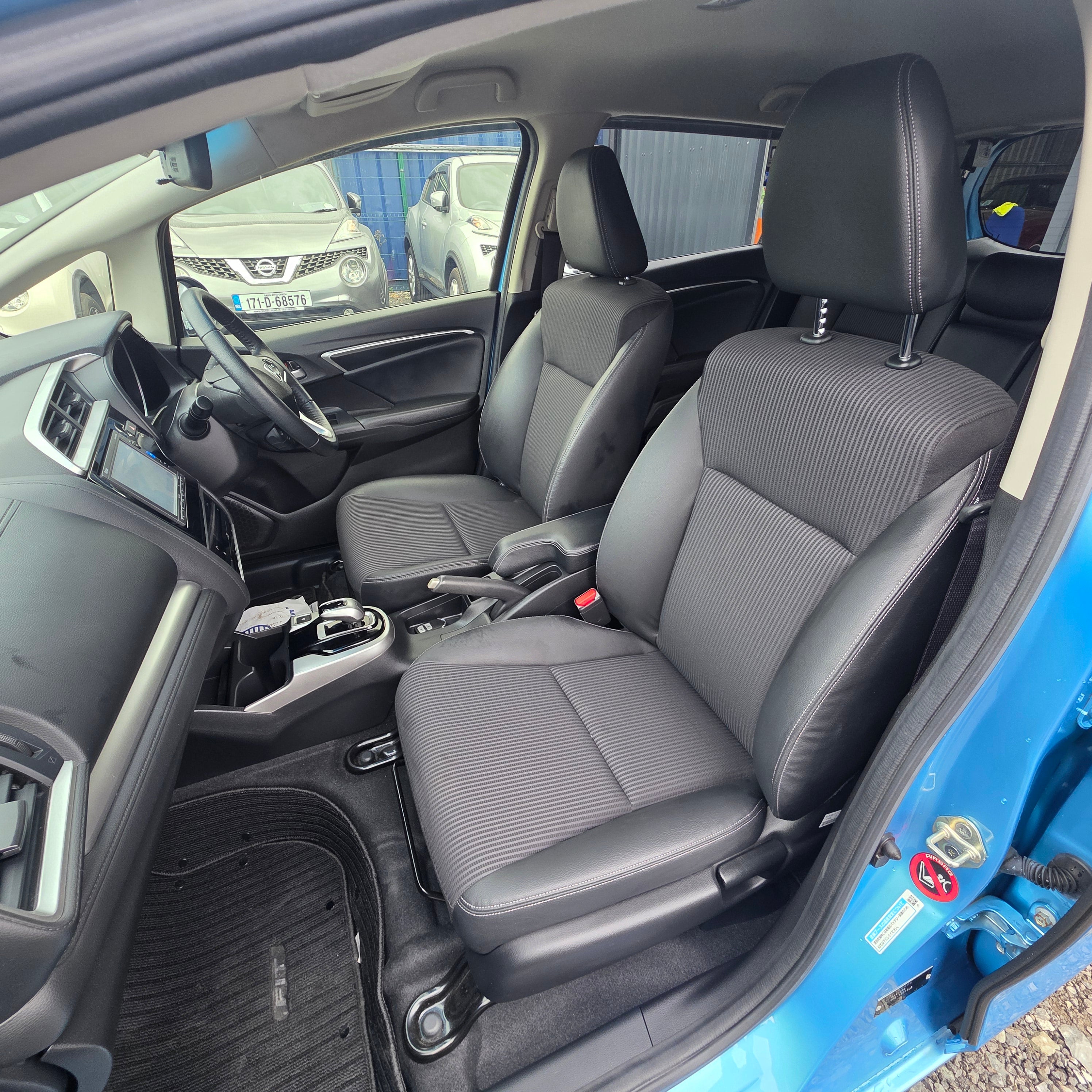 Honda Fit Hybrid Automatic 2017 Low Miles Leather