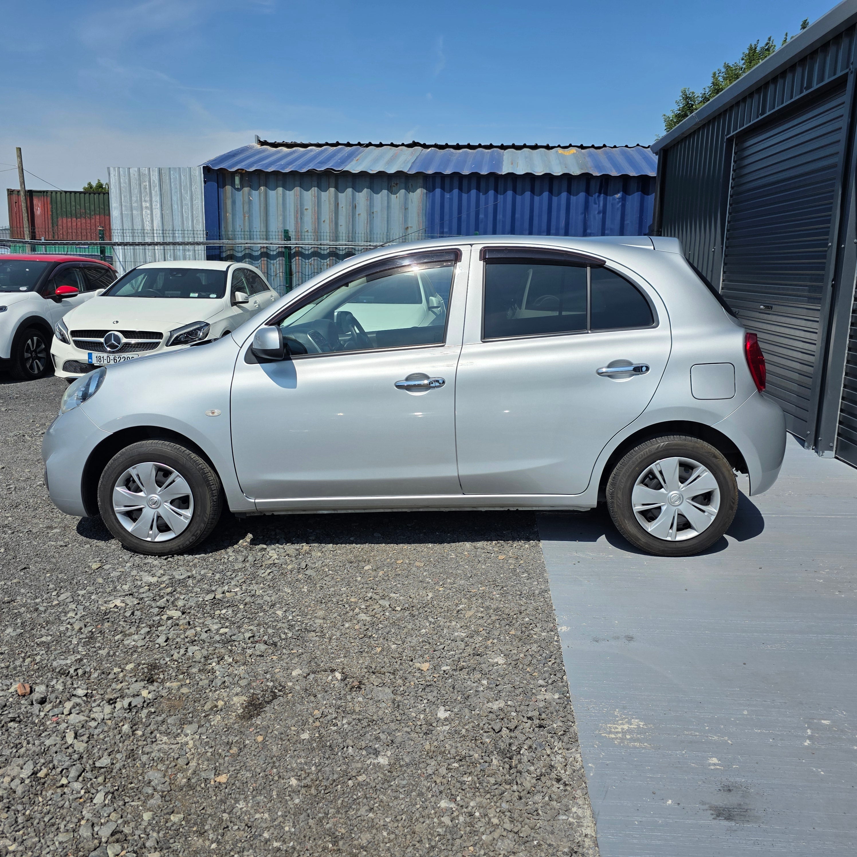 Nissan March Automatic 2014