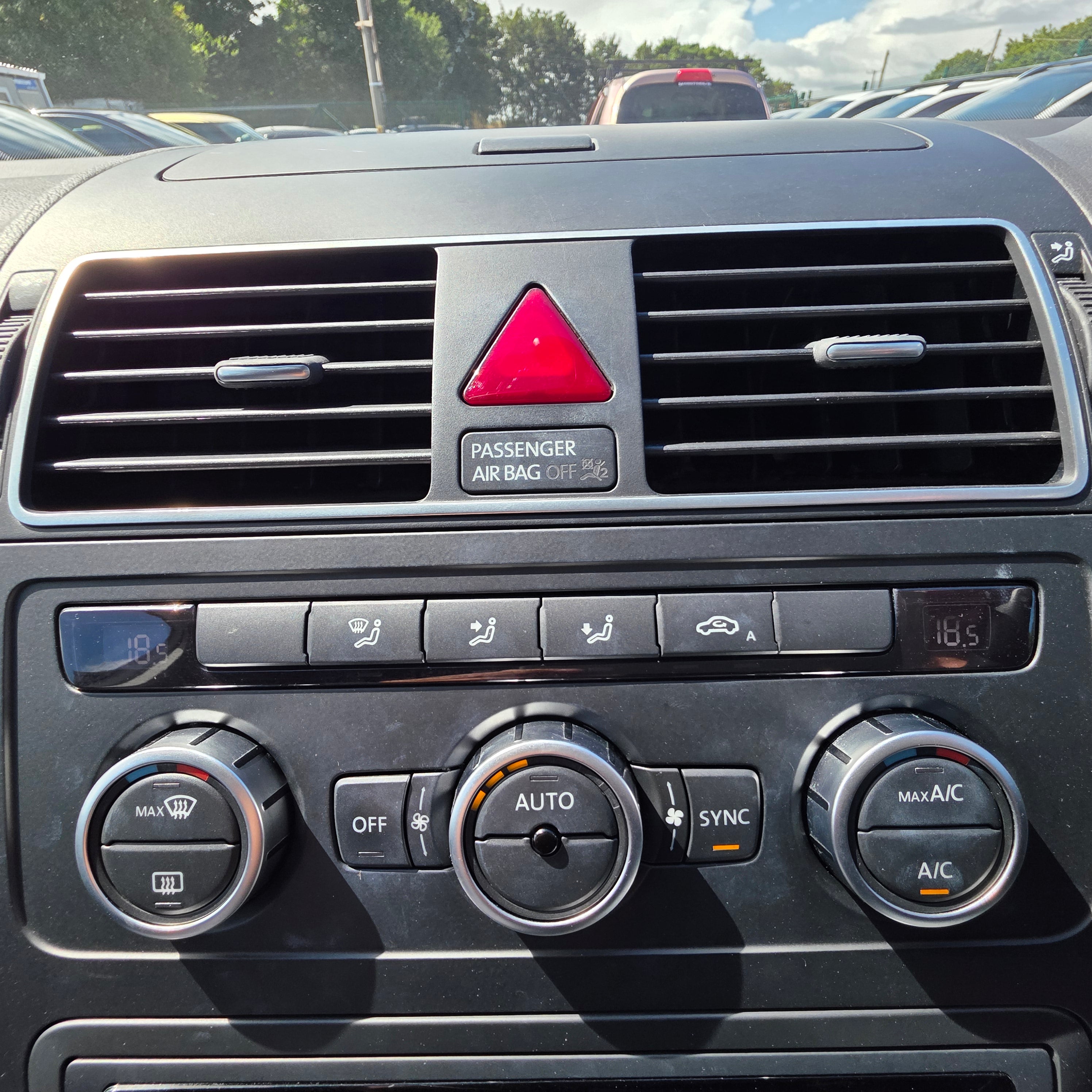Volkswagen Touran Automatic 2015 Highline