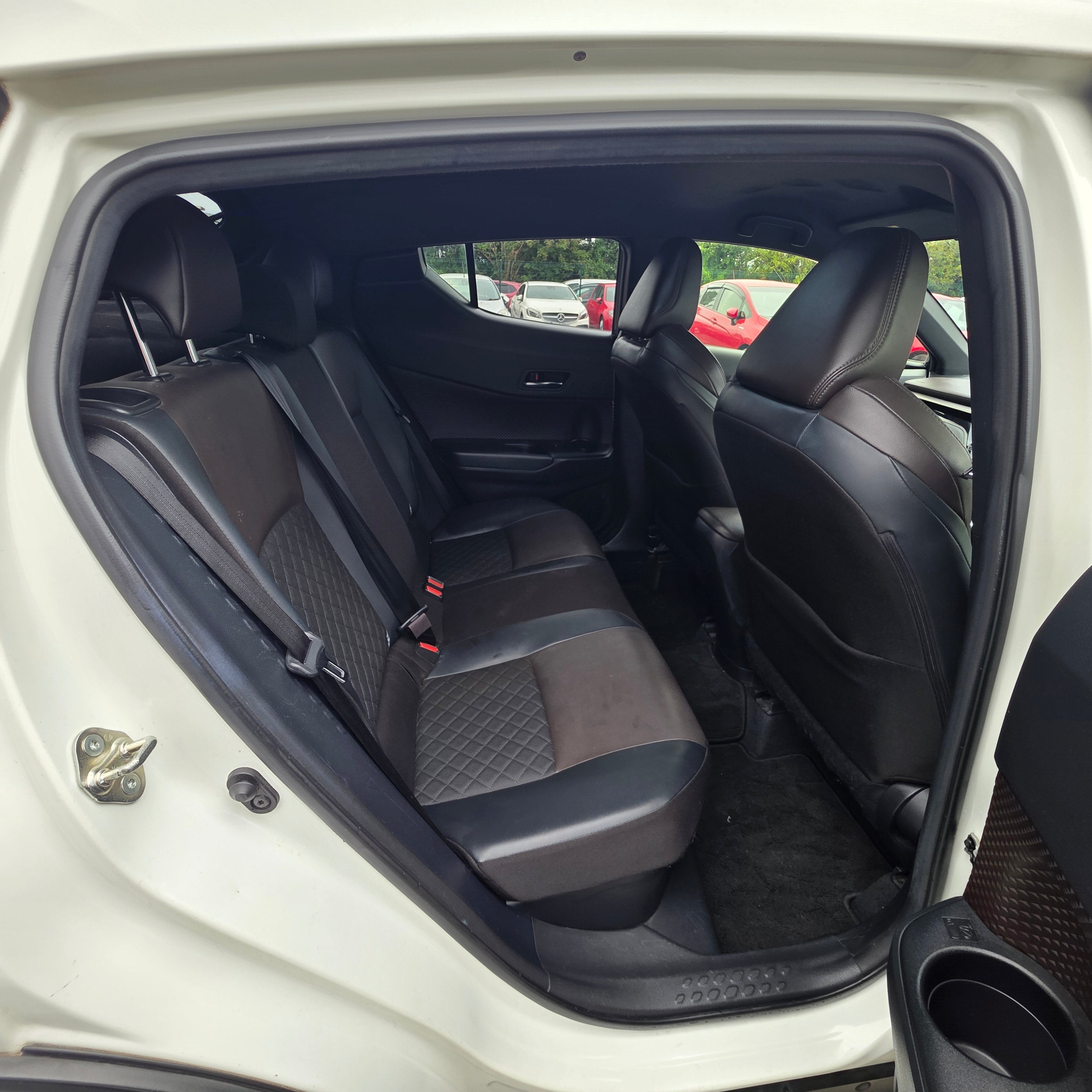 Toyota CHR Hybrid Automatic 2018 Top Spec Leather