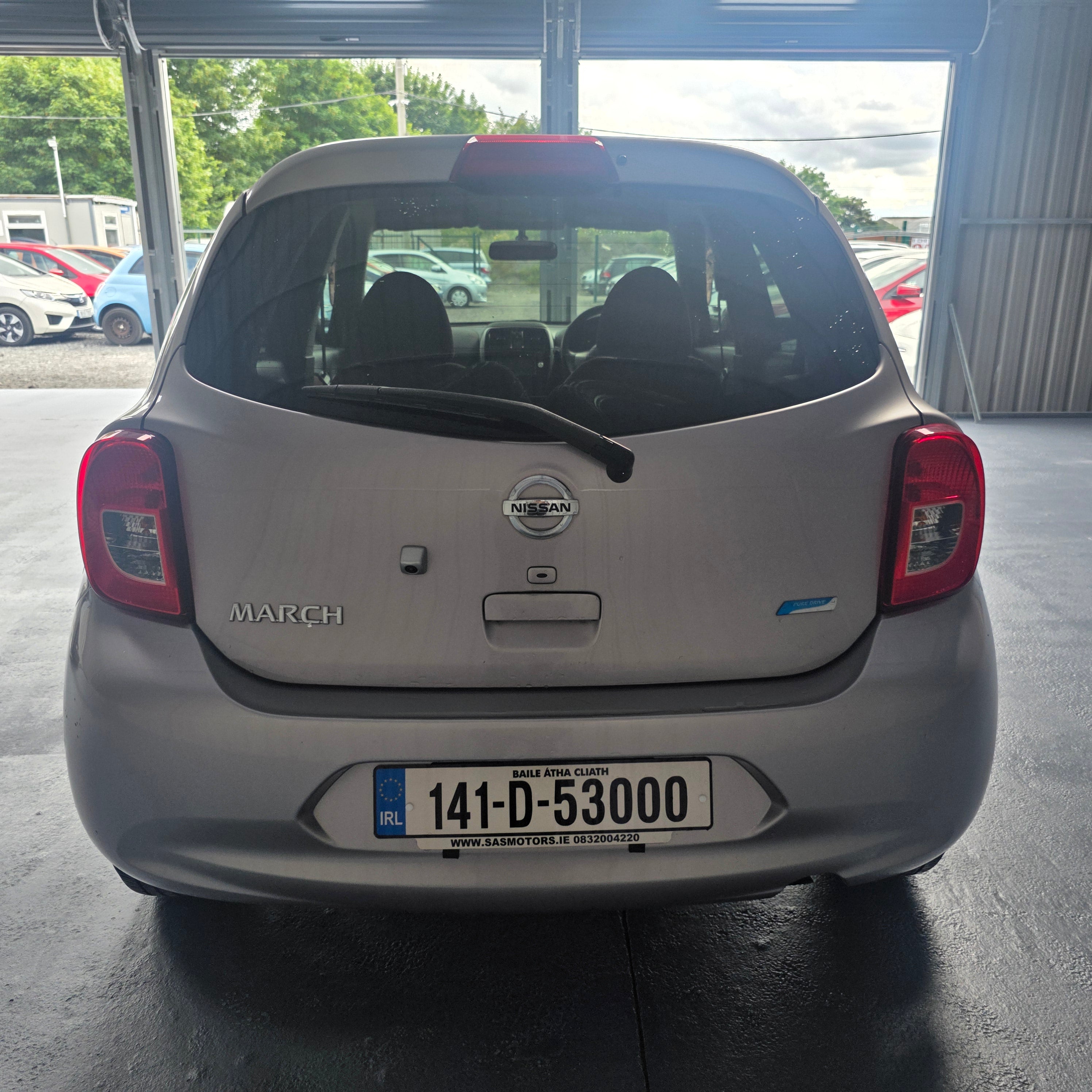 Nissan March Automatic 2014