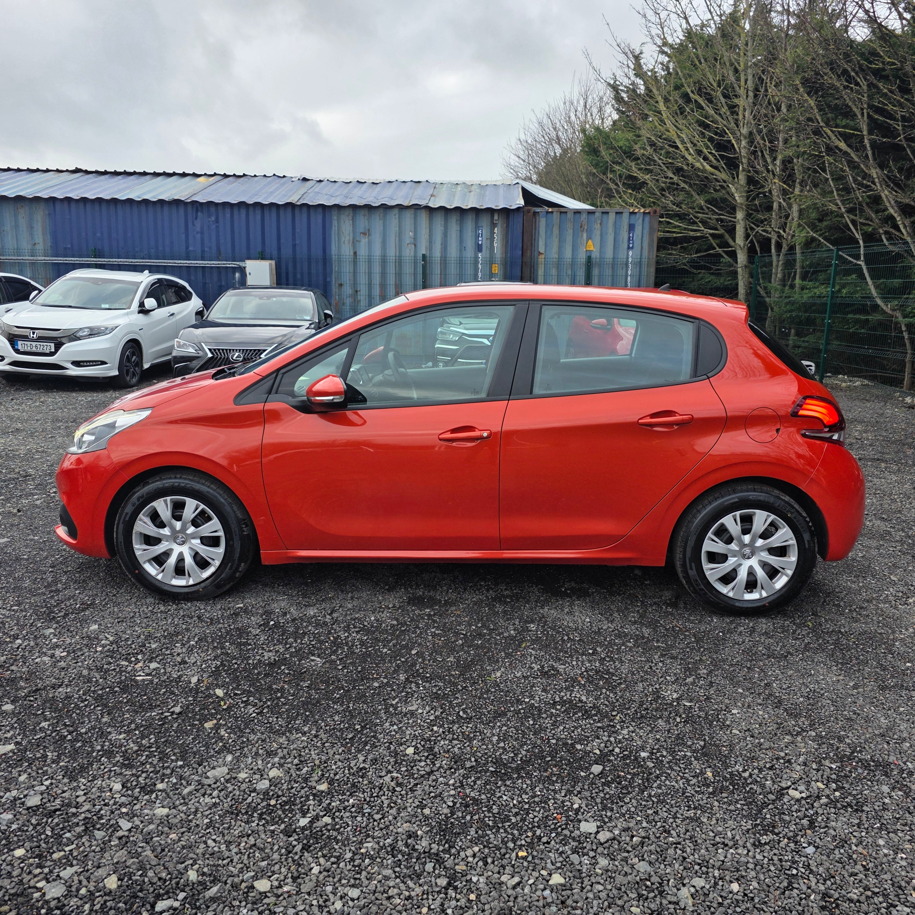 Peugeot 208 Automatic 2017 Low Miles