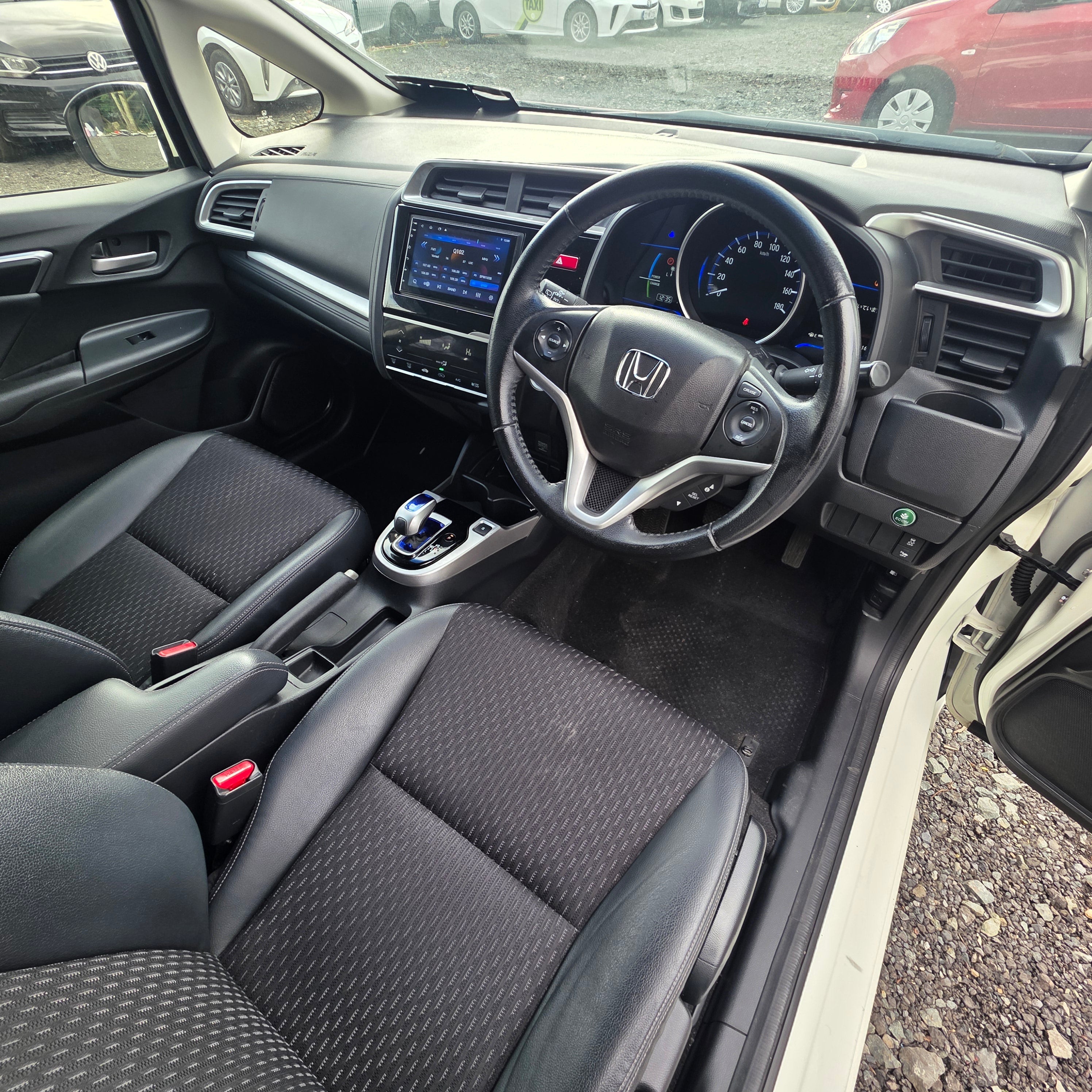 Honda Fit Hybrid Automatic 2014