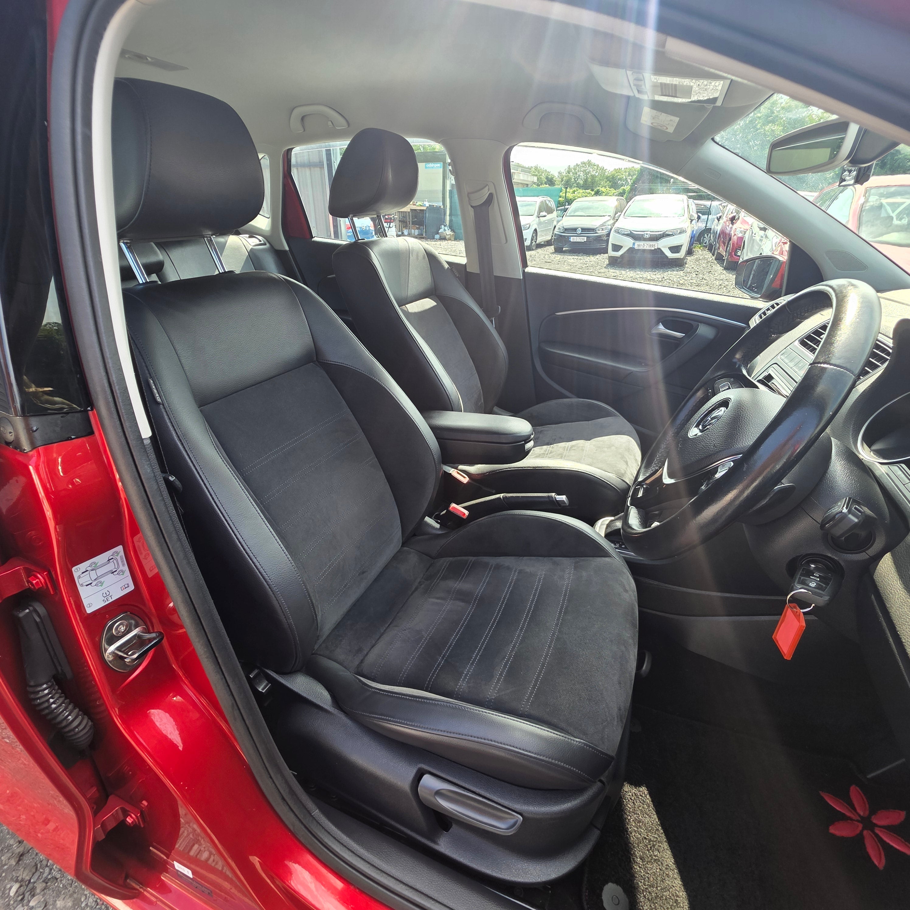 Volkswagen Polo Automatic 2017 Low Miles