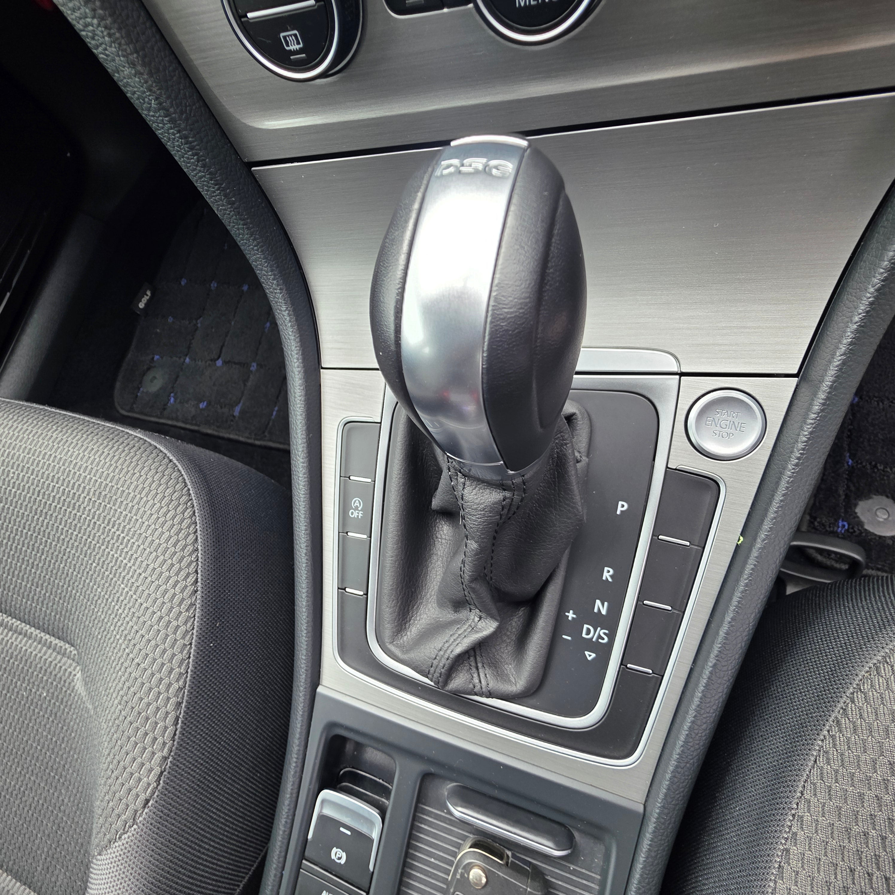 Volkswagen Golf Automatic 2015 Bluemotion